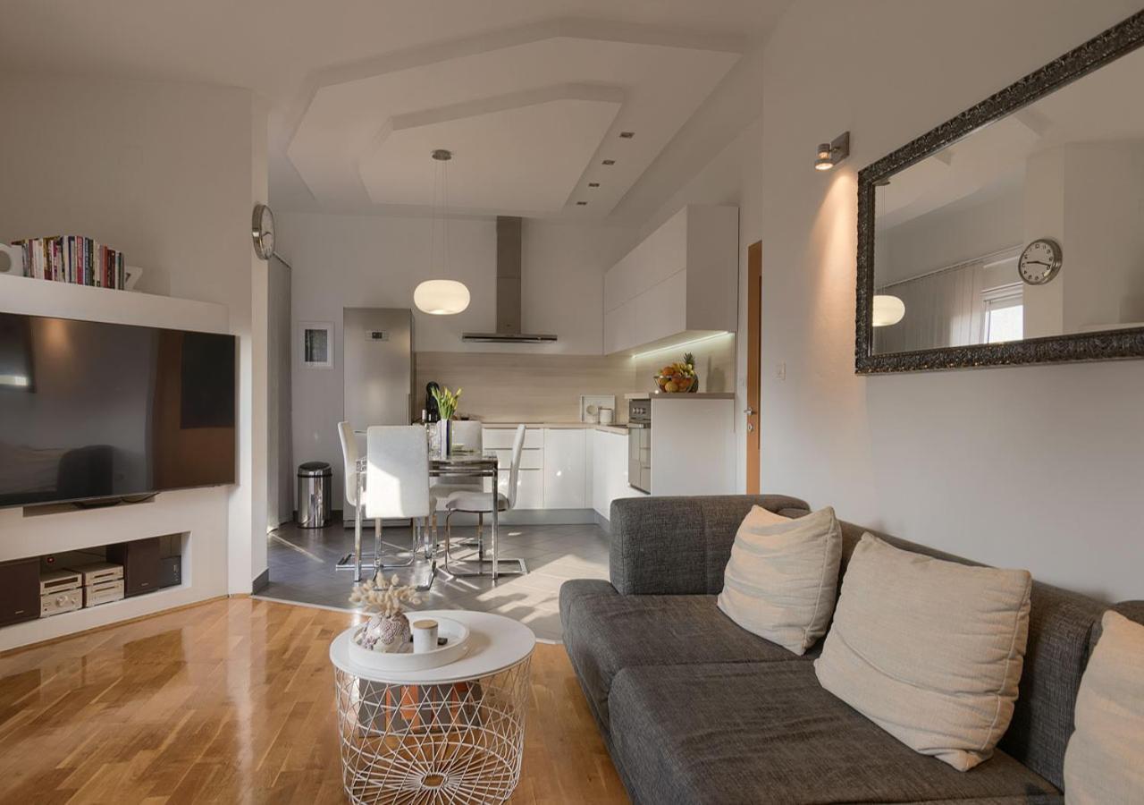 Apartment Leki - Newly Renovated, Modern City Spot Pula Exterior foto