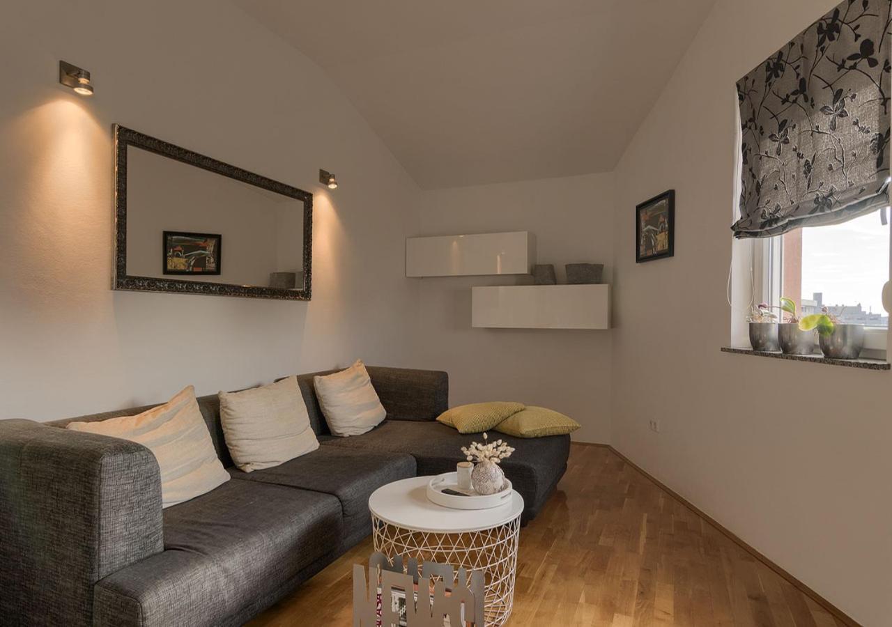 Apartment Leki - Newly Renovated, Modern City Spot Pula Exterior foto